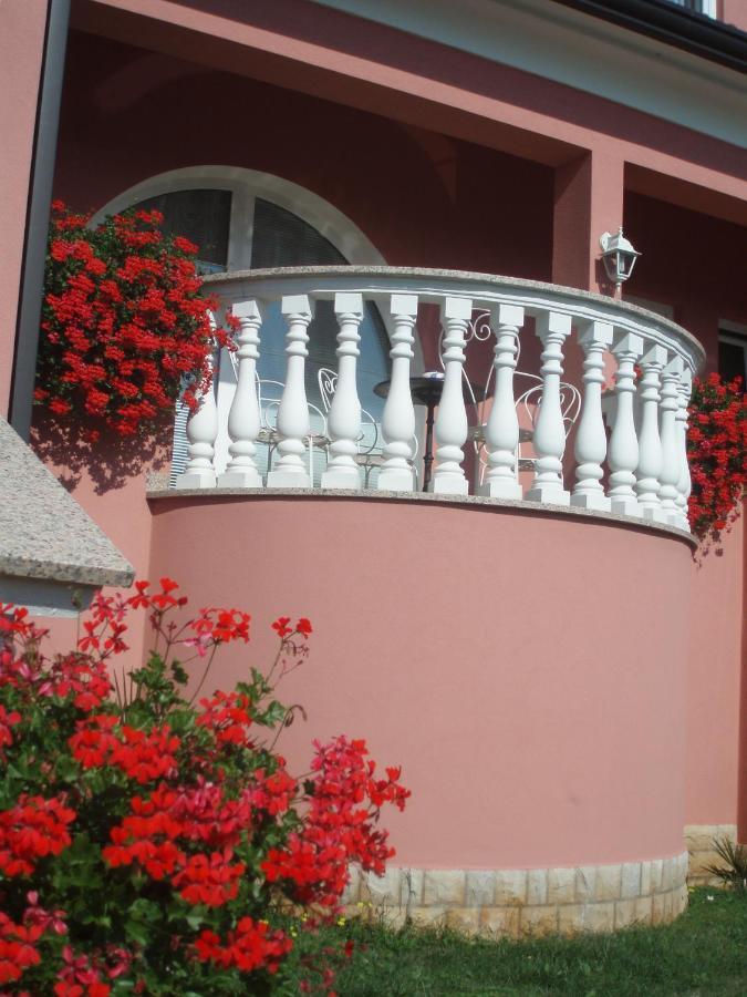Villa Chiara Krnica Bagian luar foto