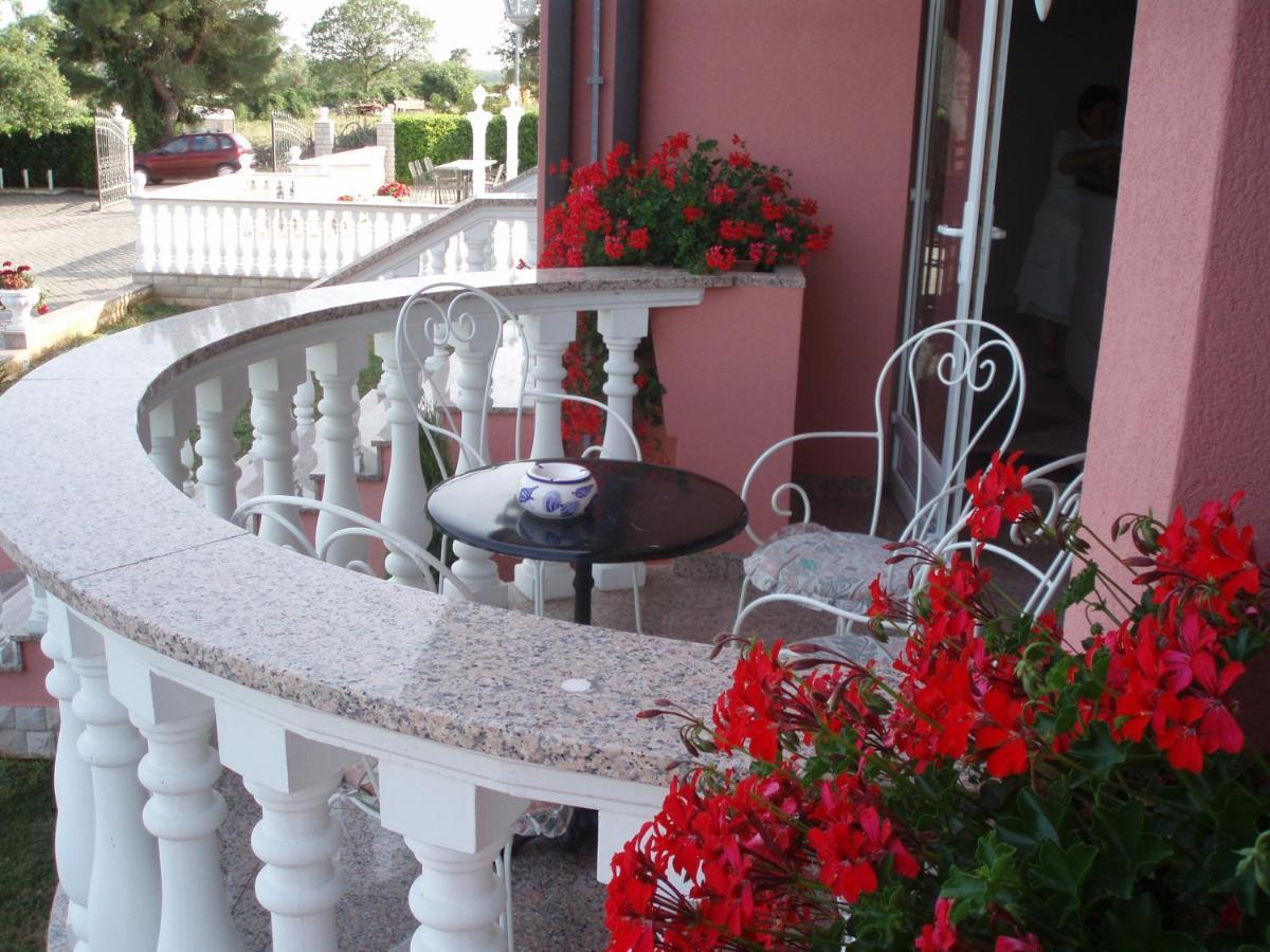 Villa Chiara Krnica Bagian luar foto