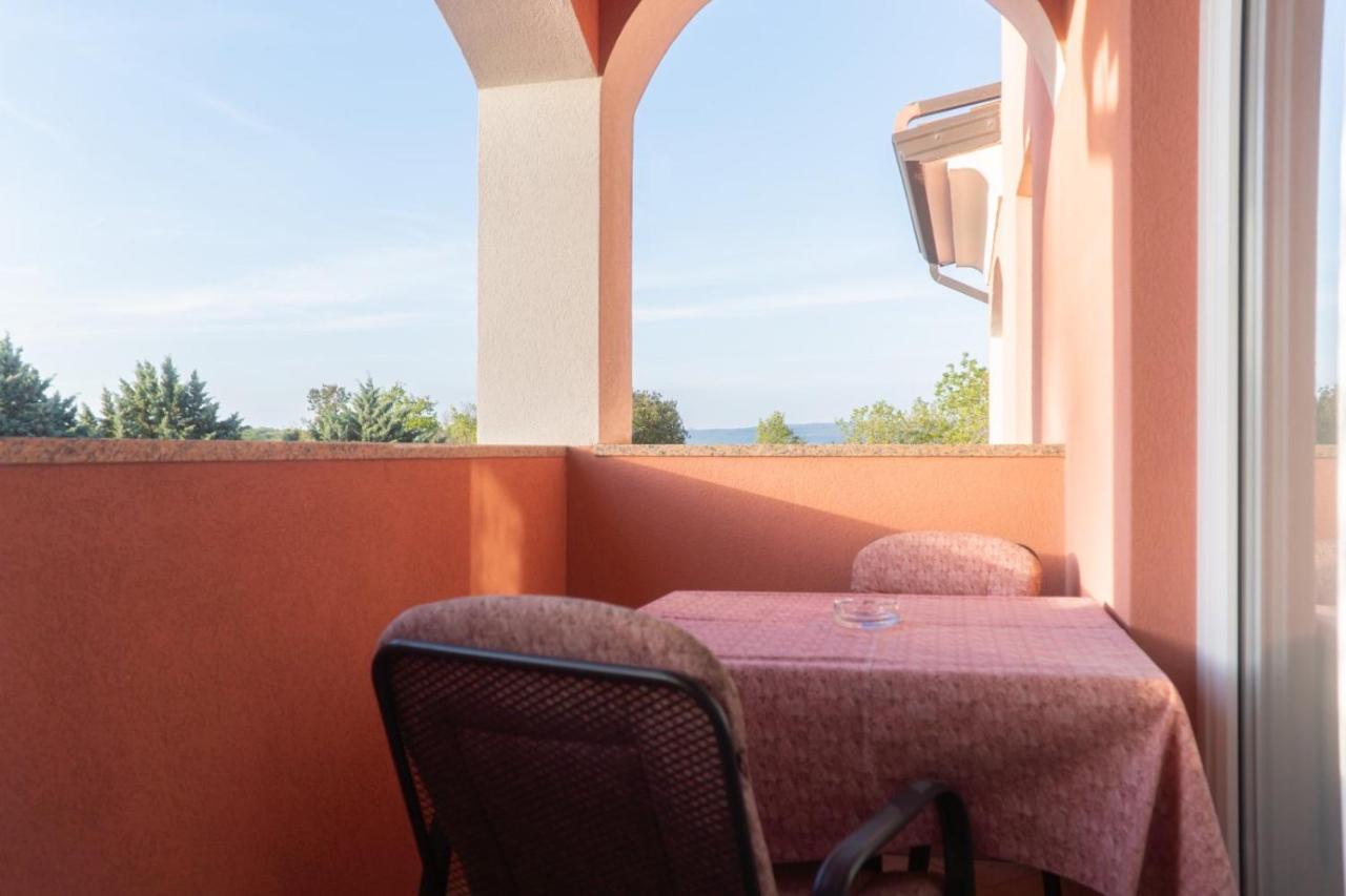 Villa Chiara Krnica Bagian luar foto