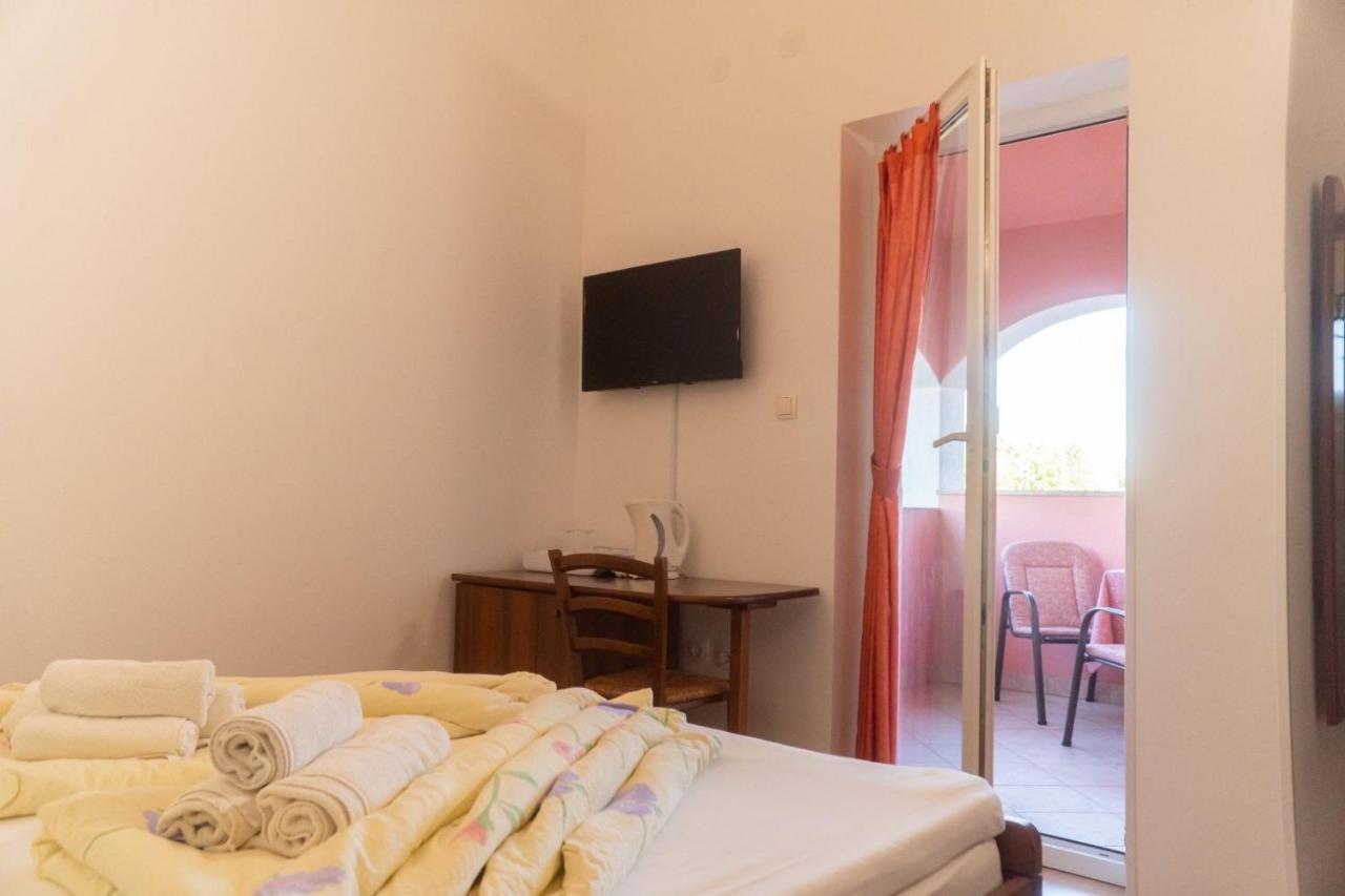 Villa Chiara Krnica Bagian luar foto